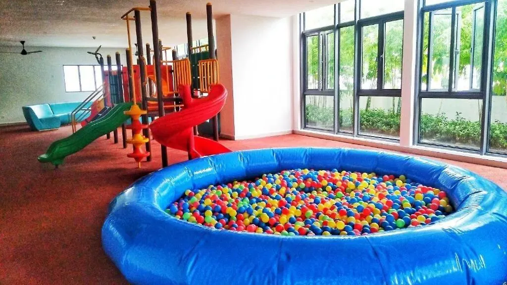 R&F Princess Cove 2Br, Jb Ciq, Shopping Malls, By Good Life Homestay Johor Bahru Malezya